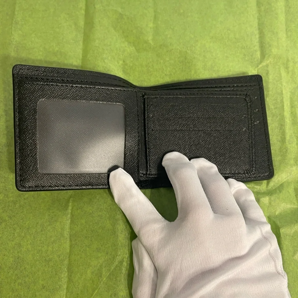 Black Bifold Stylish Leather Wallet NWOT! “SNAKE”